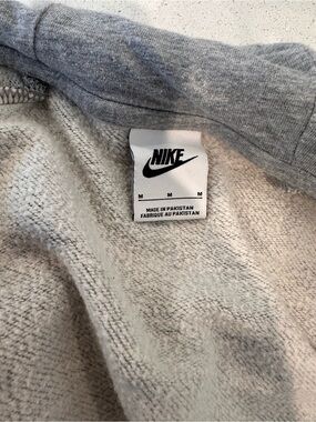 Nike Gray Sweatshirt with Off-White Terry Interior